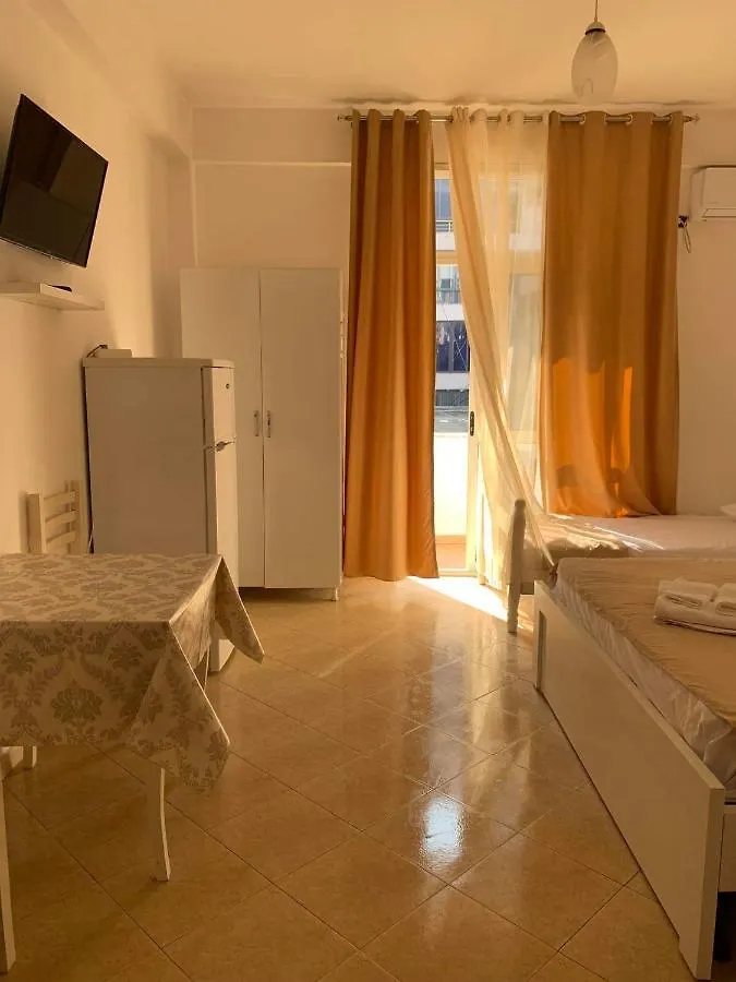 Elio'S Room دراس شقة