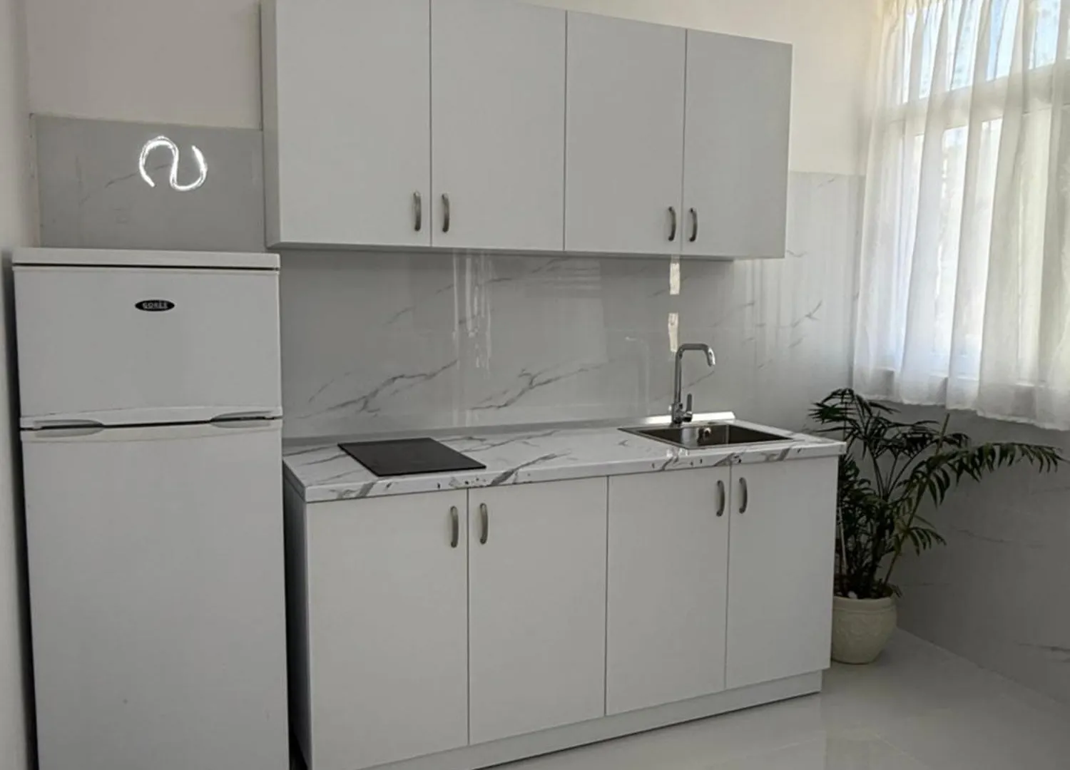 Elio'S Room دراس 0*,  ألبانيا